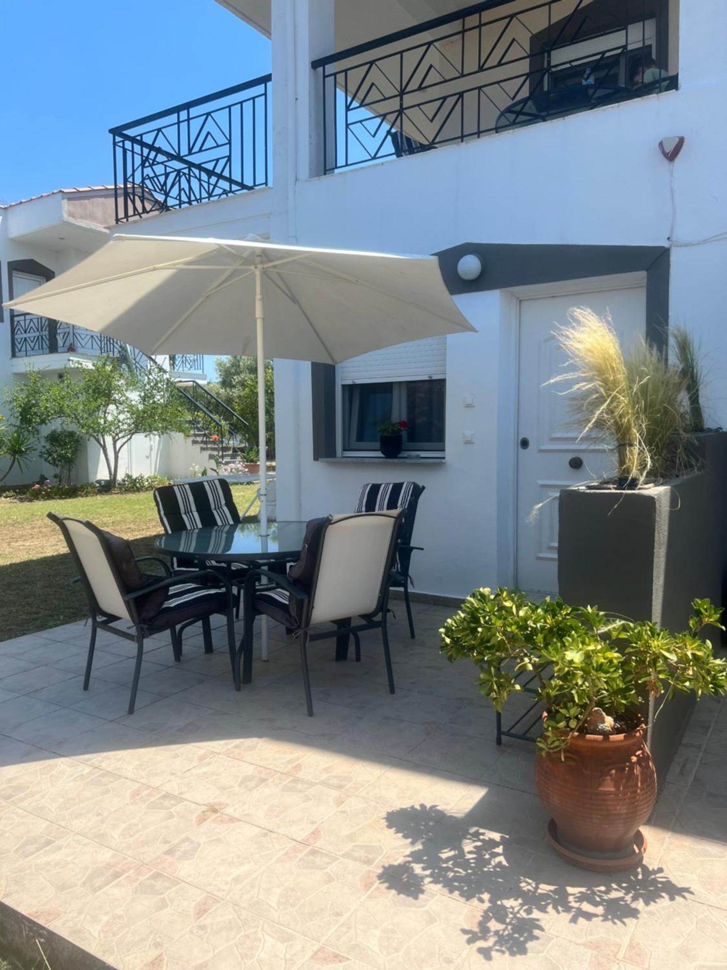 Deres Apartments Hanioti Ngoại thất bức ảnh