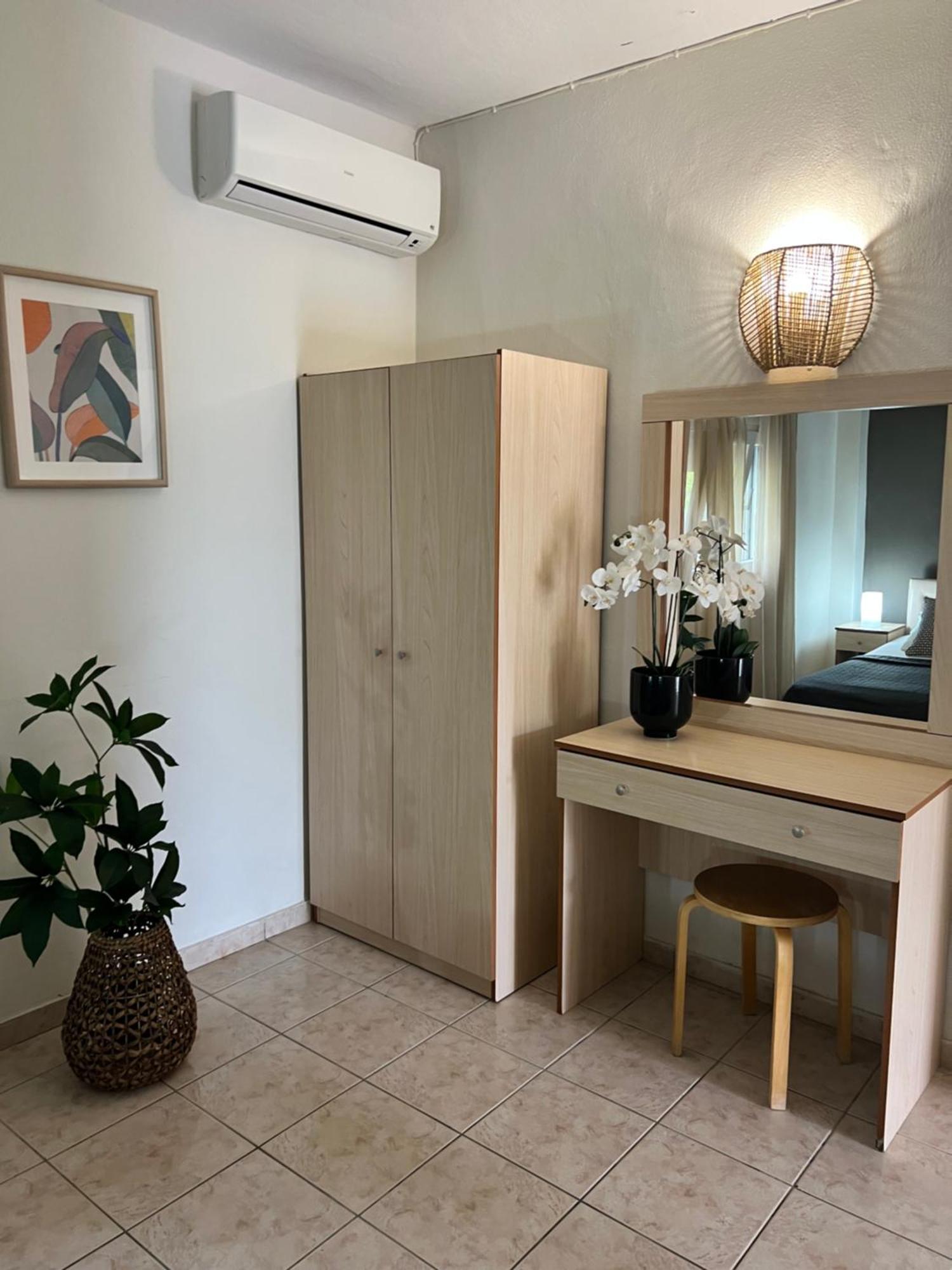 Deres Apartments Hanioti Ngoại thất bức ảnh